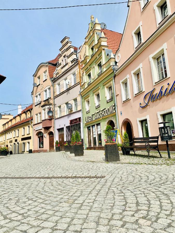 Dwupietrowy Apartament W Centrum Miasta Z Darmowym Miejscem Parkingowym Pod Zlotym Lwem VIII Kłodzko Exterior foto